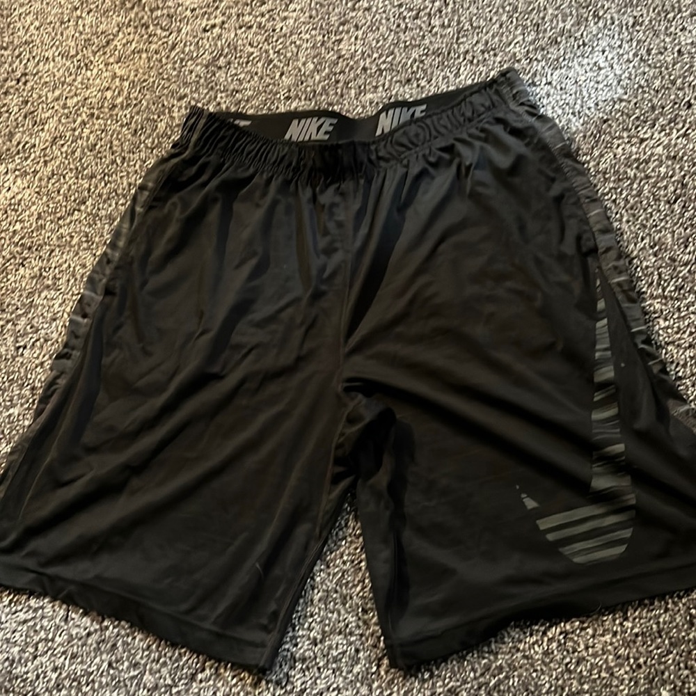 Mike men’s shorts